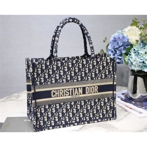 sac dior pas cher|sac dior femme soldes.